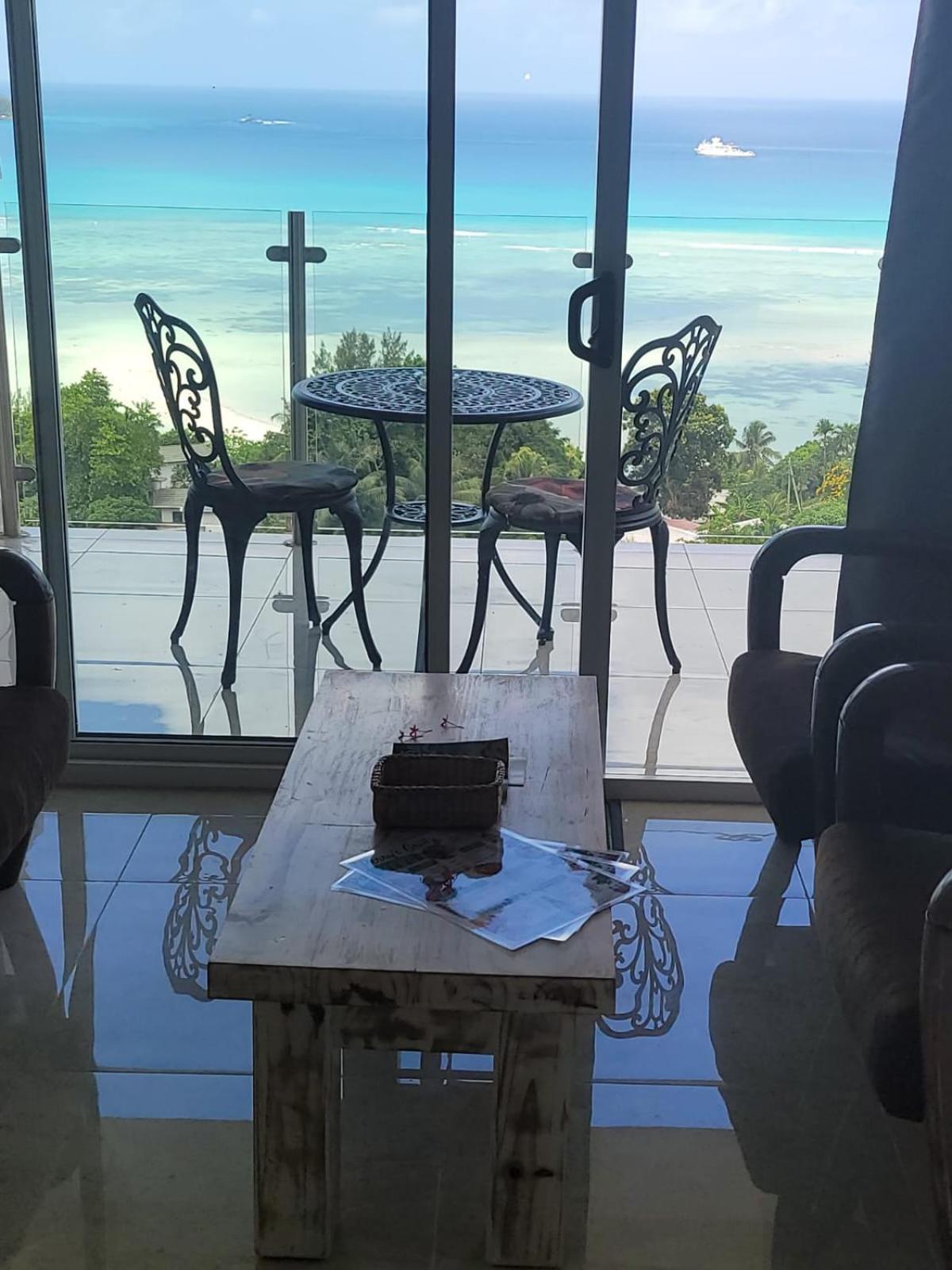 Sunset View Self Catering Apartment Anse Boileau Luaran gambar