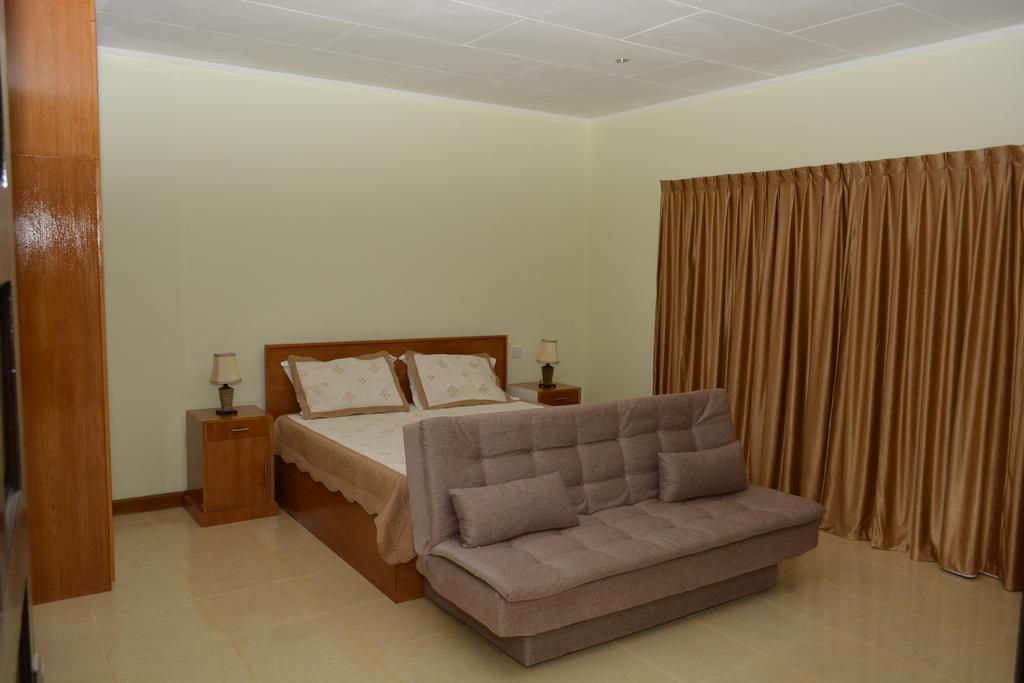 Sunset View Self Catering Apartment Anse Boileau Bilik gambar