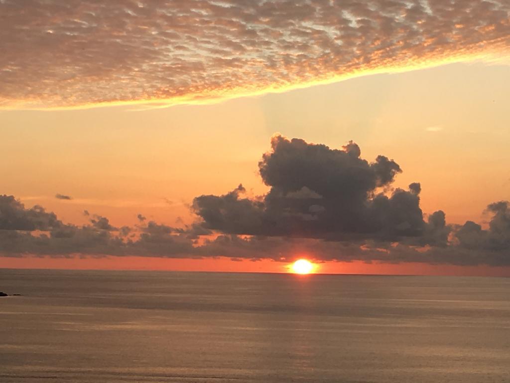 Sunset View Self Catering Apartment Anse Boileau Luaran gambar